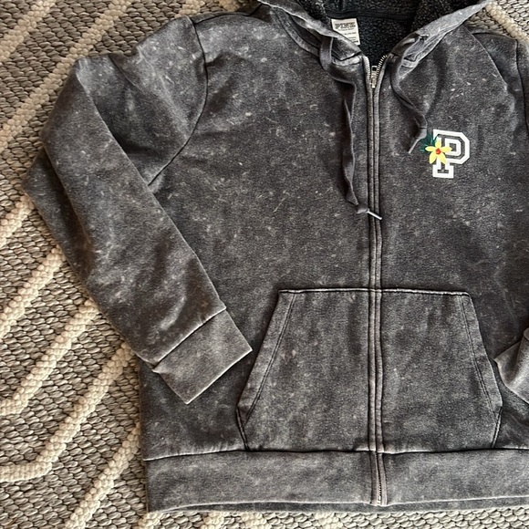 PINK Victoria’s Secret. Size XL. Gray super soft zip up hoodie. - Picture 5 of 8